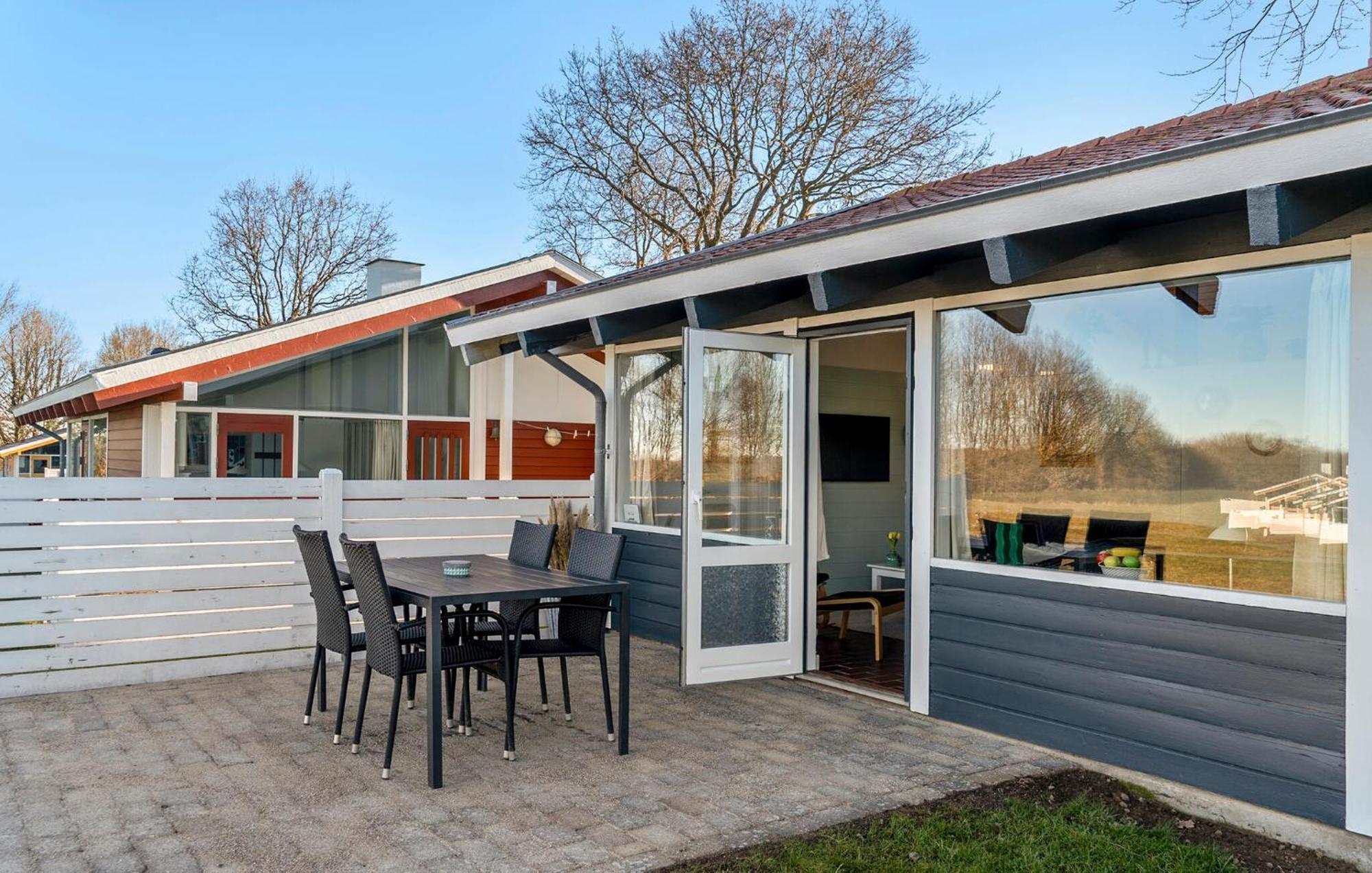 Gorgeous Home In Aabenraa With Wifi Εξωτερικό φωτογραφία