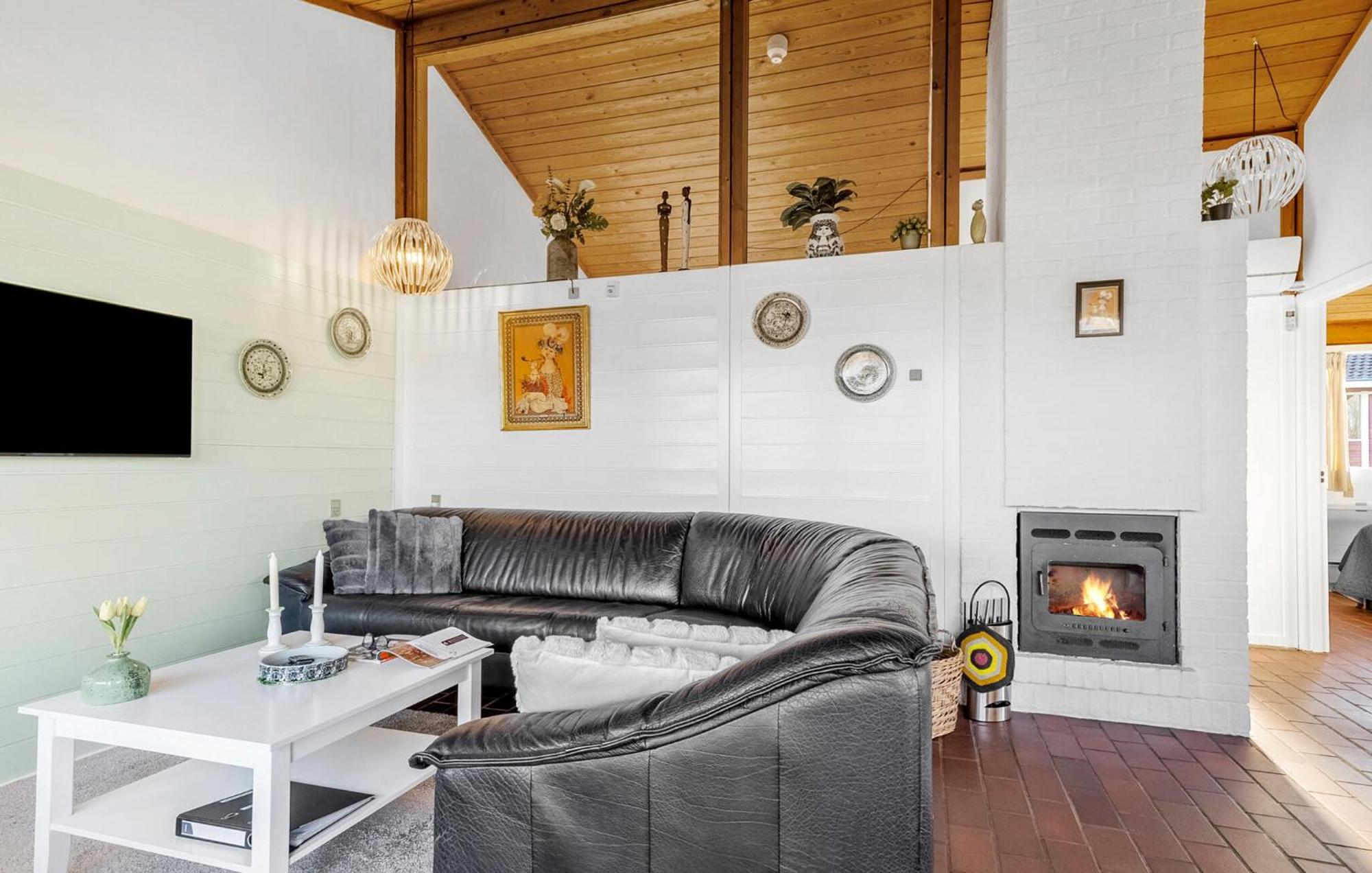 Gorgeous Home In Aabenraa With Wifi Εξωτερικό φωτογραφία